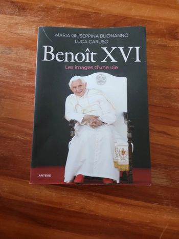 Livre : Benoît XVI