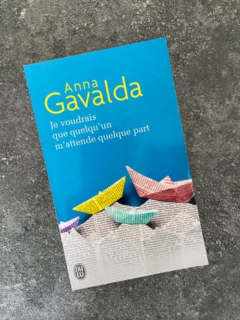 Je voudrais que quelqu’un m’attende quelque part 📚