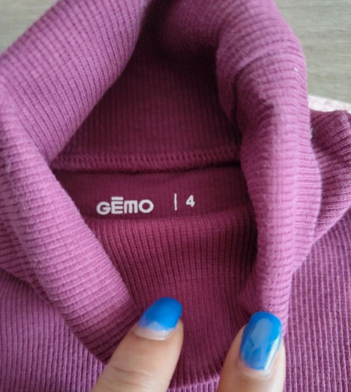 Lot 2 pièces bon état - Fille 4ans - photo numéro 2