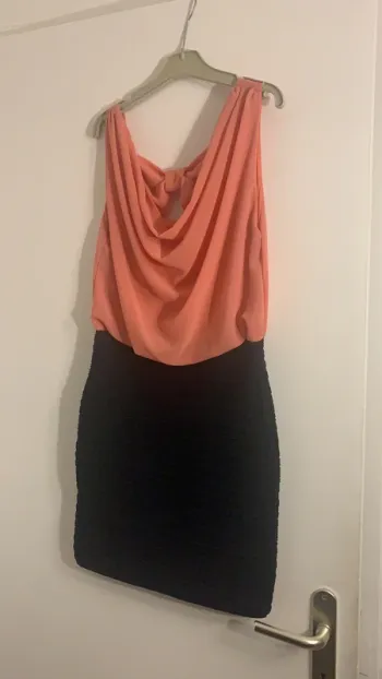 Robe avec flot
