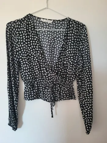 Mango teen - haut noir petites fleurs taille XS