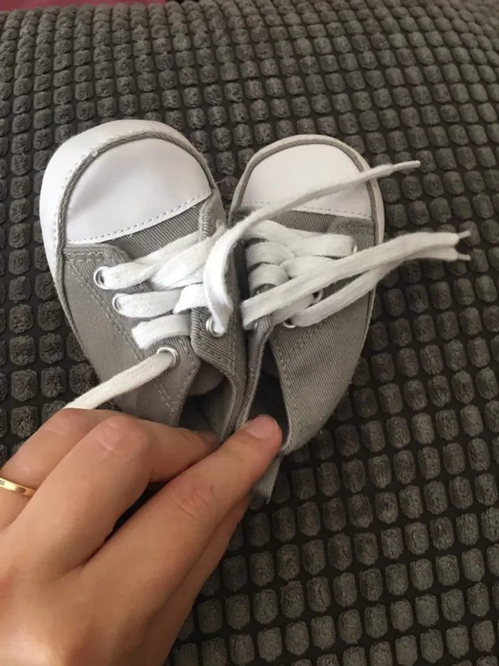 Lot 3 paires de chaussures bébé T.16 - photo numéro 14