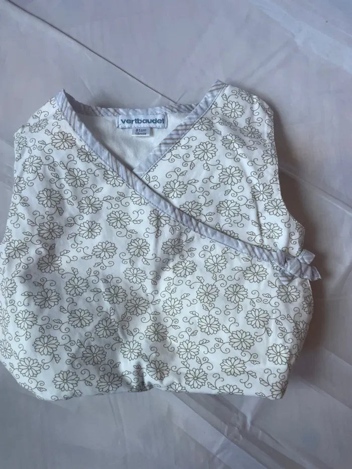 Robe/ combinaison pour bébé - photo numéro 7