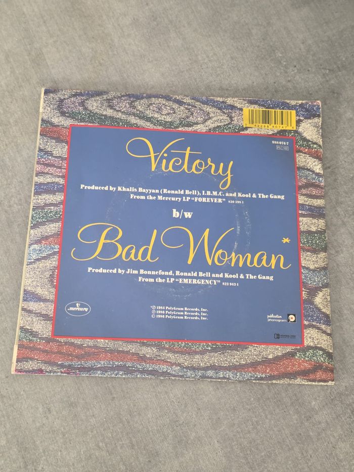 🎵 Vinyle 45 tours – Kool & The Gang – Victory / Bad Woman - photo numéro 2