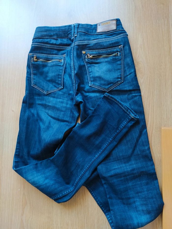 Jean 36 - photo numéro 2