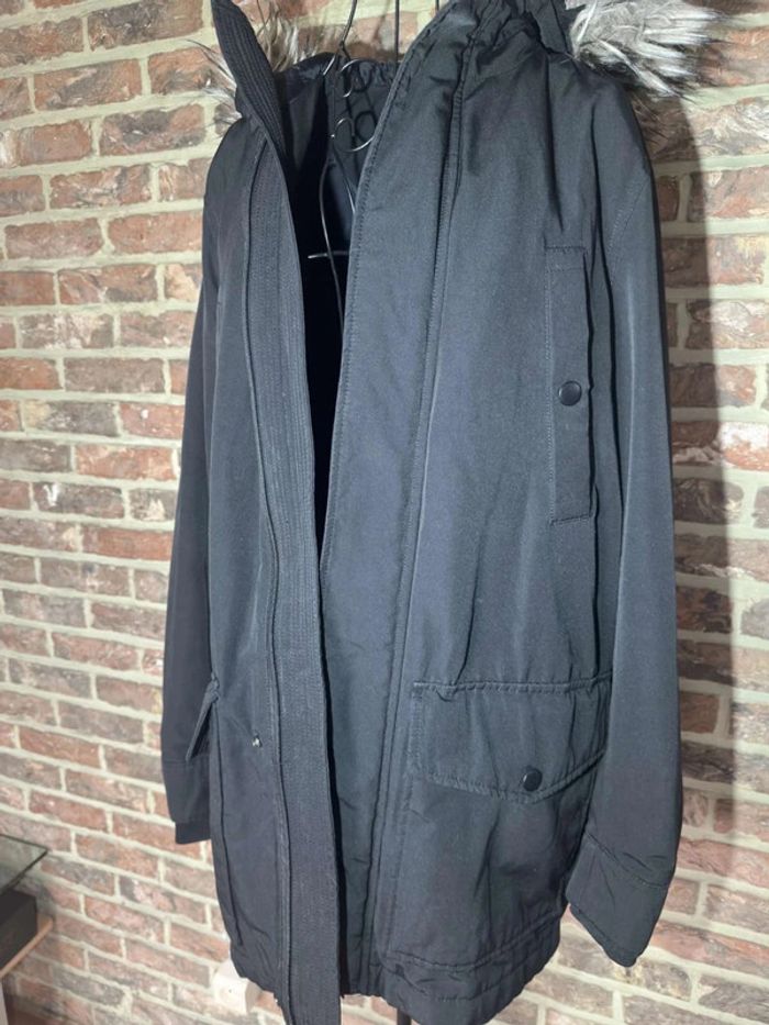 Parka noire H&M Taille S , à capuche à fourrure détachable - photo numéro 4