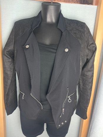 Mado et les autres,  veste perfecto noire T 40 en tbe