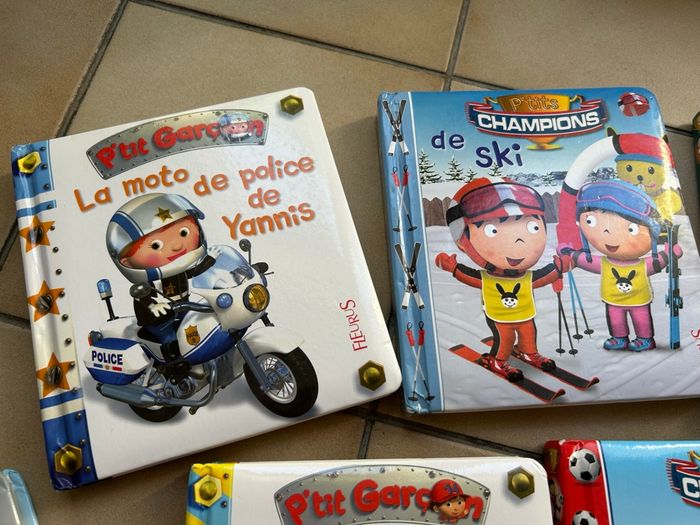 Lots 7 livres « P’tit Garçon / Champions » - photo numéro 4