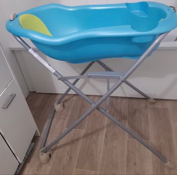 Baignoire Tigex Anatomy avec trépied, arches, anneau de bain et transat