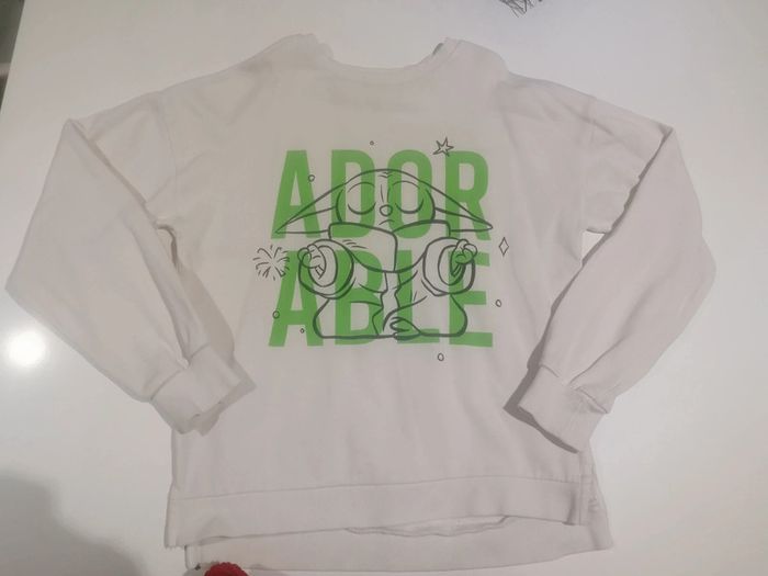 Pull star wars T 12 ans fille👧🏻