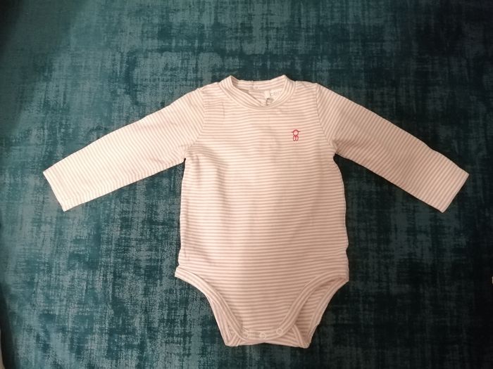 Ensemble bébé - photo numéro 3