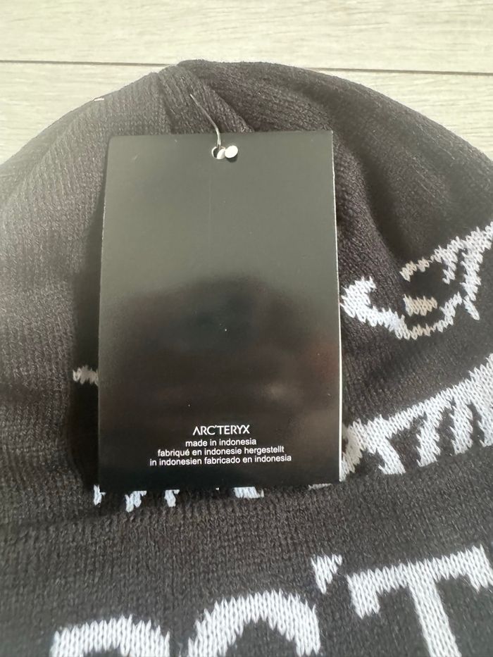 Bonnet arc’teryx noir et blanc blanc - photo numéro 2