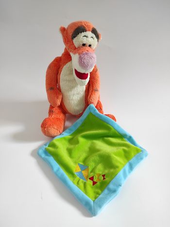 Doudou mouchoir Tigrou Nicotoy