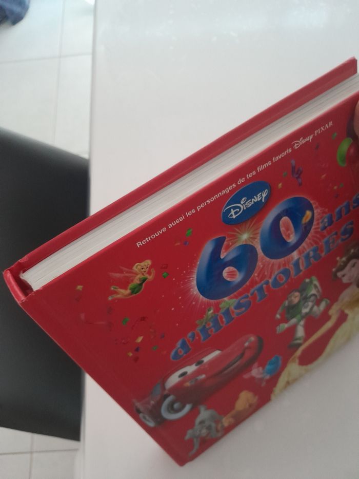 Livre Disney, 60 ans d histoires - photo numéro 3