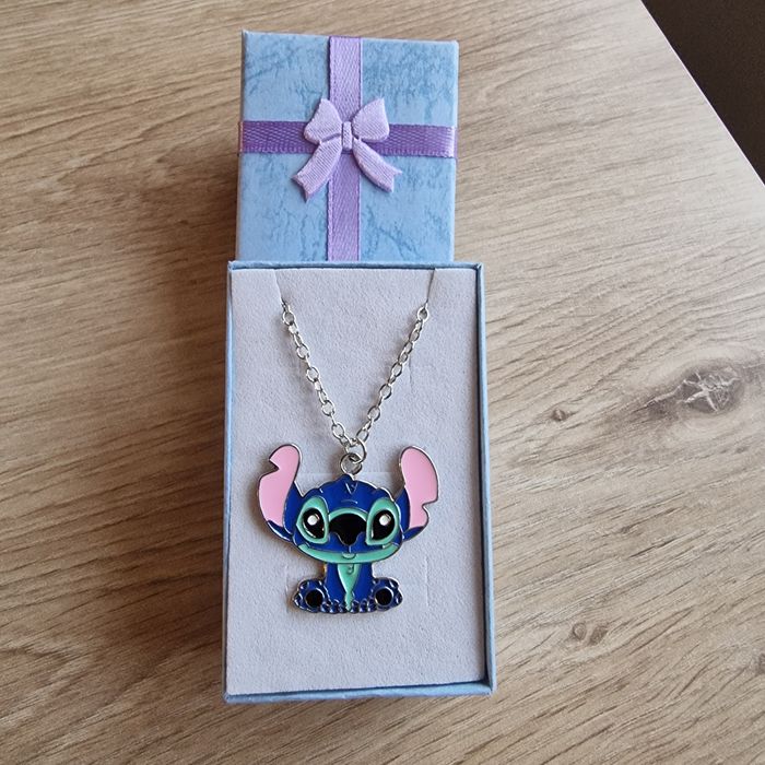 Chaîne et pendentif Stitch - photo numéro 3