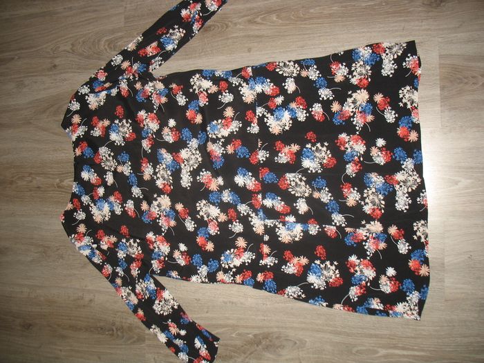 ROBE NOIRE A FLEURS "COMPTOIR DES COTONNIERS" - TAILLE 44 - n° 03 - photo numéro 5