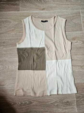 Débardeur beige vert