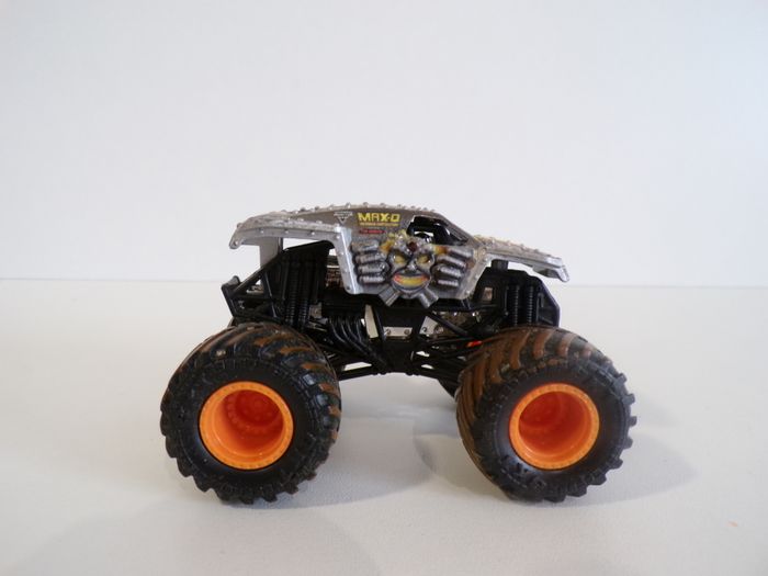 Monster trucks - Monster Jam - Max D (J14) - photo numéro 3