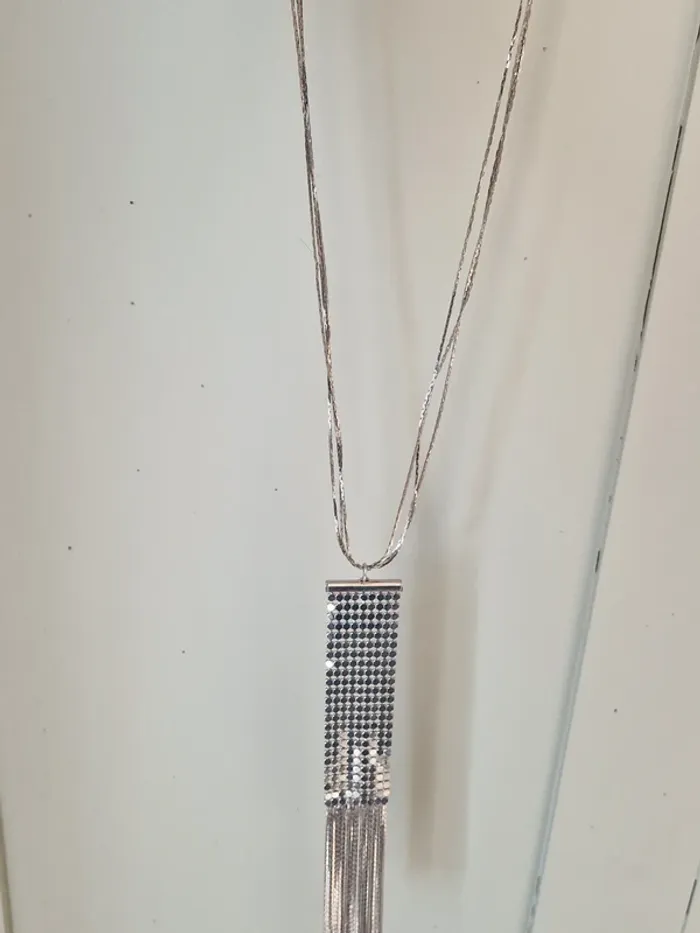 Collier argenté - photo numéro 2