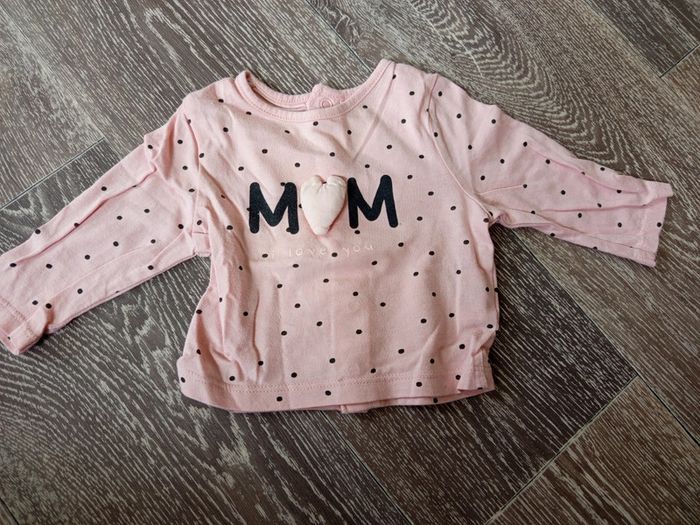 T-shirt rose Kiabi 1 mois
