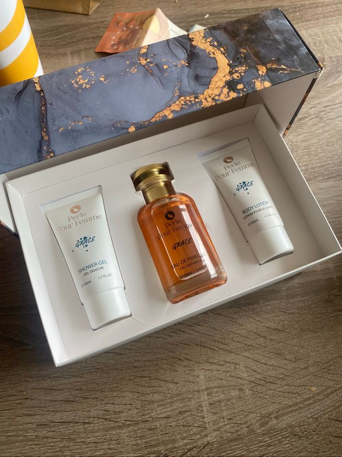 Coffret parfum femme - photo numéro 3