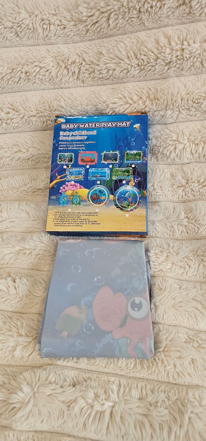 Tapis d éveil aquatique Gonflable- Monde sous-marin - Neuf - photo numéro 2