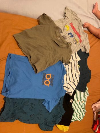Lot 8 t-shirt manches courtes.