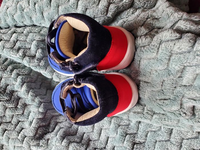 Baskets sneakers montantes neuves Jacadi garçon pointure 20🌸rdv possible sur paris ou envoi - photo numéro 2