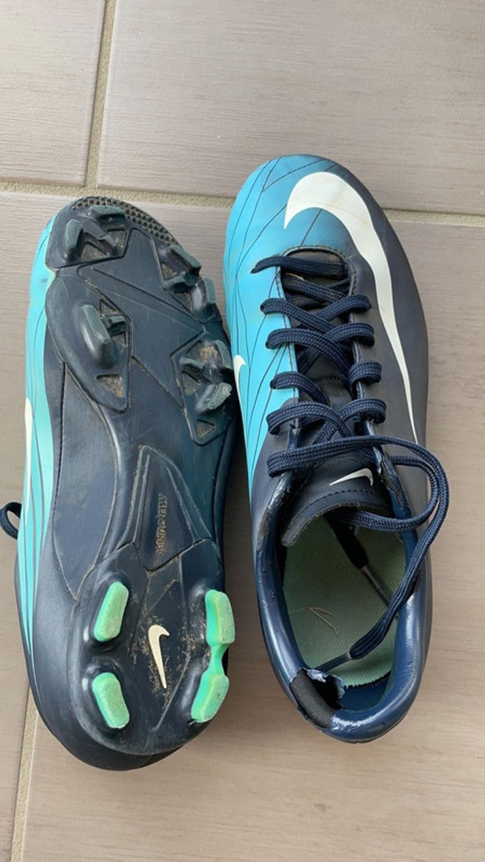 Chaussures de foot - photo numéro 3