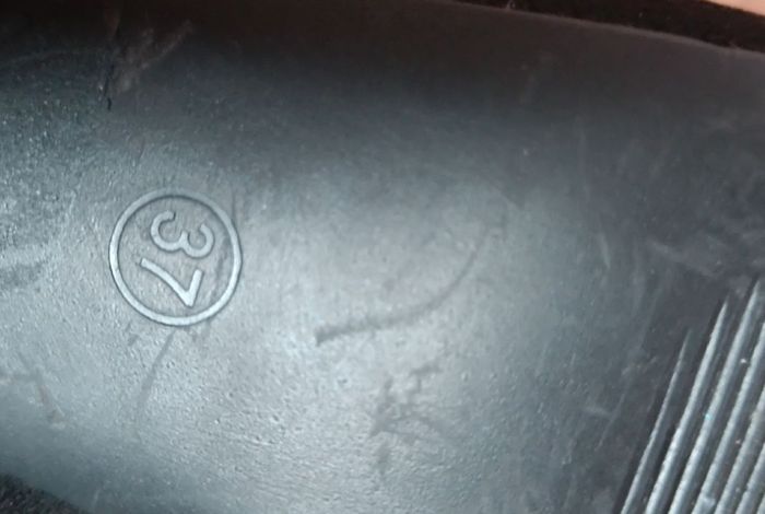 Ballerines noires daim GB p.37 neuves - photo numéro 9