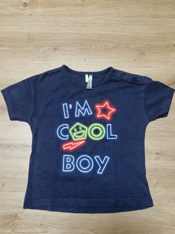 Tee-shirt pour garçon de 18 mois, orchestra en très bon état.