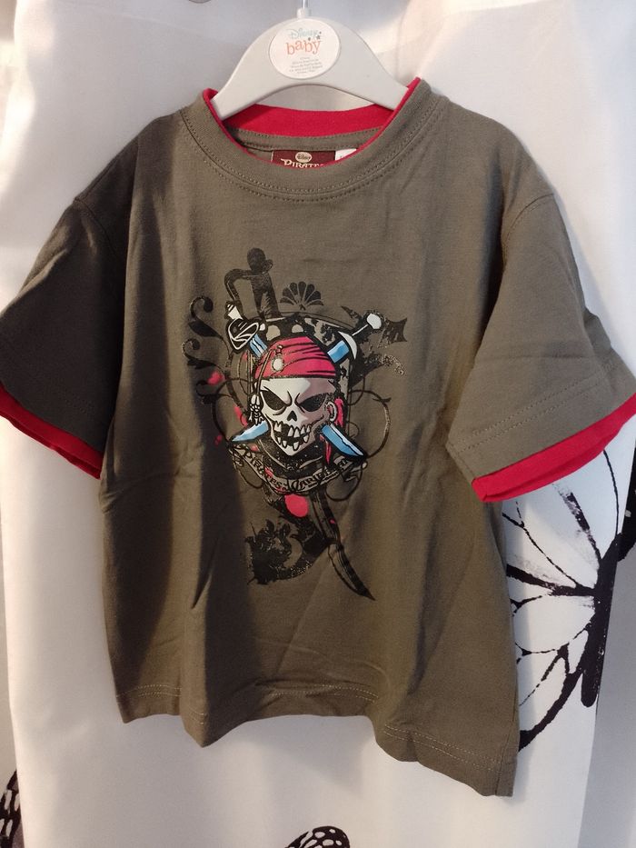 Tee-shirt pirate des Caraïbes 5ans