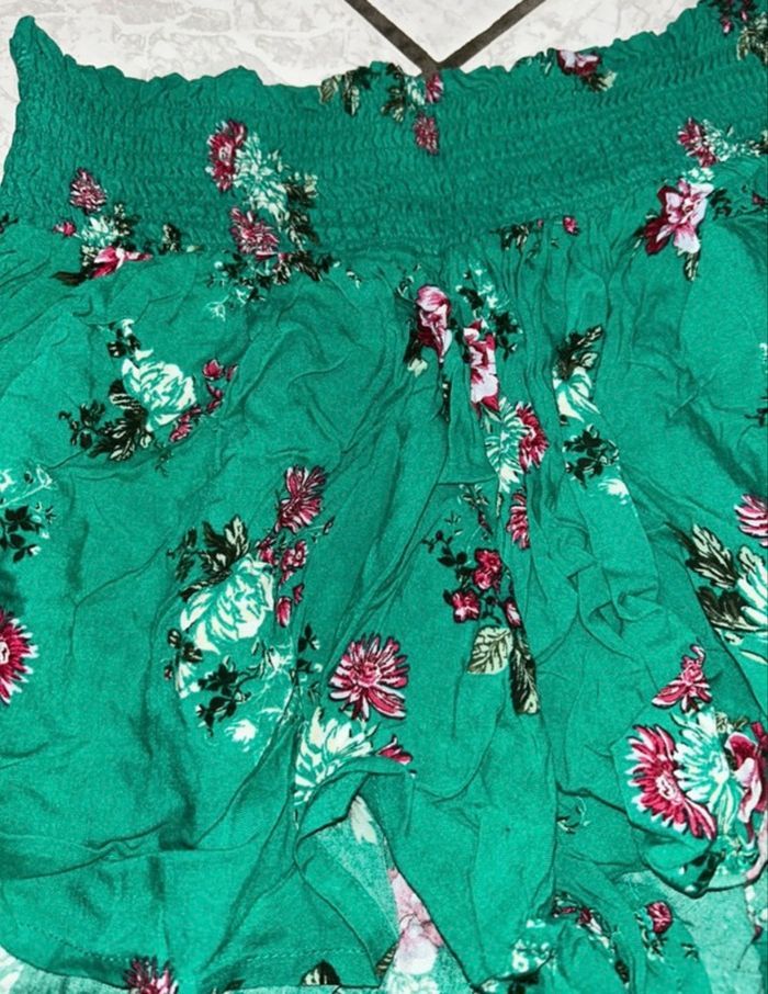 Short fluide vert – Primark – Taille S - Neuf sans étiquette - photo numéro 2