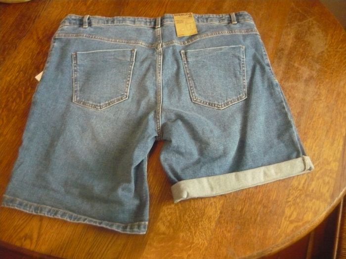 short en jean de grossesse - photo numéro 2