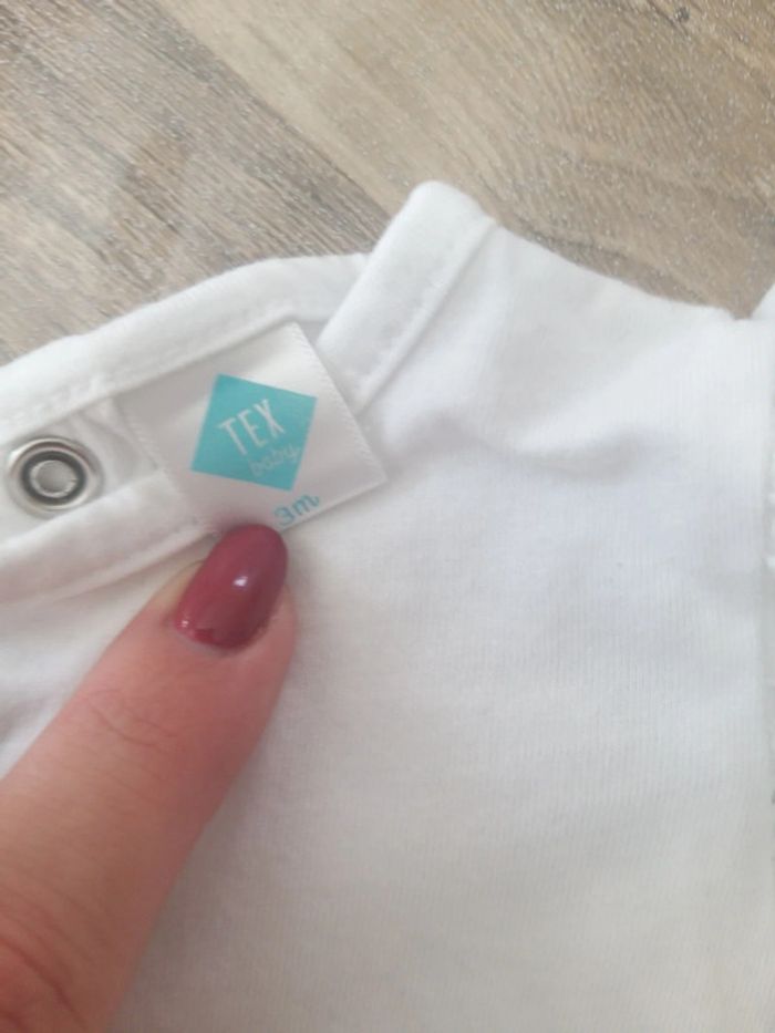 T shirt blanc - photo numéro 2