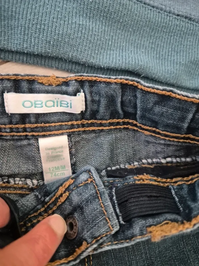 Lot de 3 pantalons et un sweat 12 mois - photo numéro 3