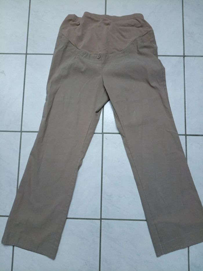 Pantalon de grossesse taille 40 beige