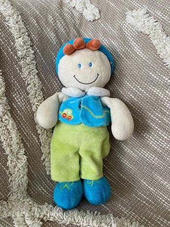 Peluche doudou 26cm baby Luna poupée garçon vert et bleu très bon état
