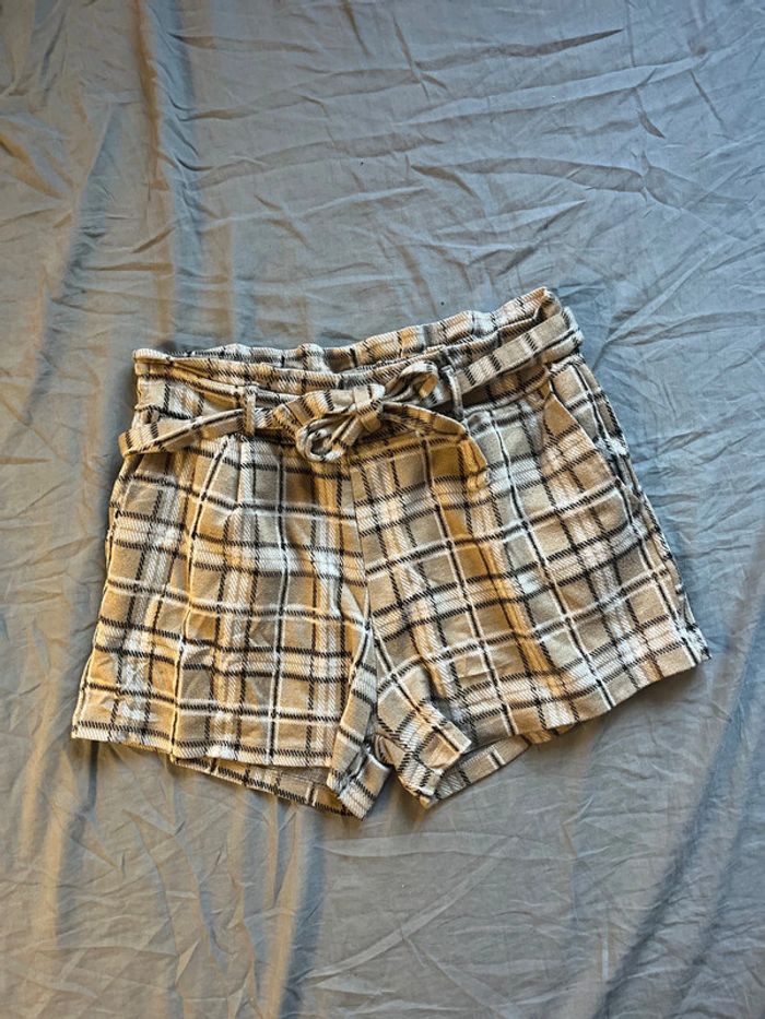 Short à carreaux tricolore