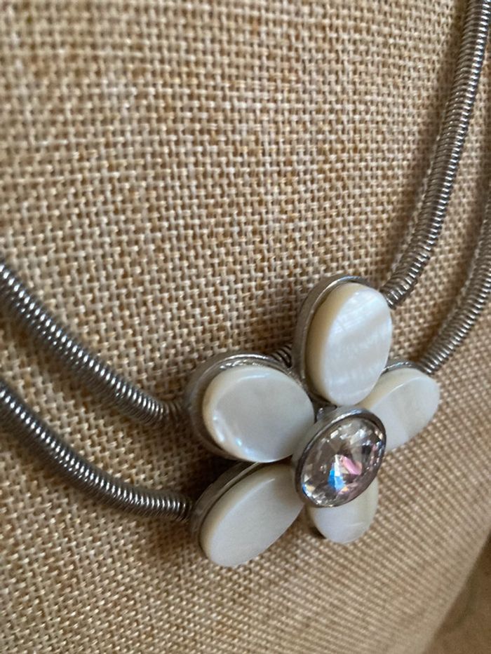 collier femme fleur - photo numéro 3