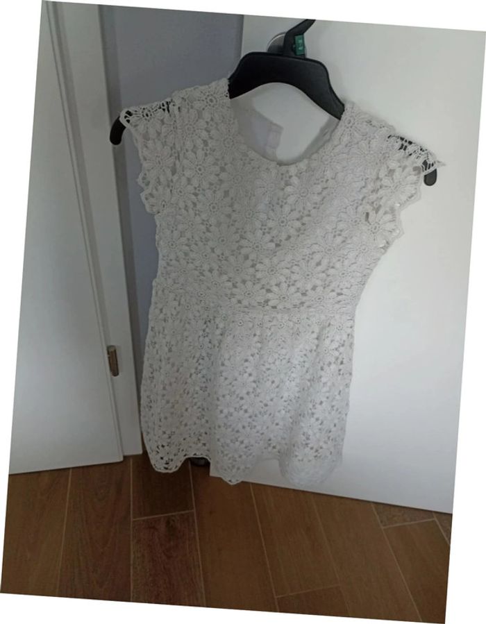 Superbe robe dentelle - photo numéro 2