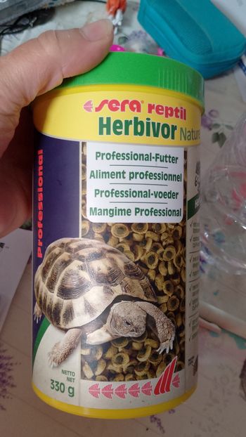 Aliment pour reptiles herbivores ( tortue terrestre, iguane...)