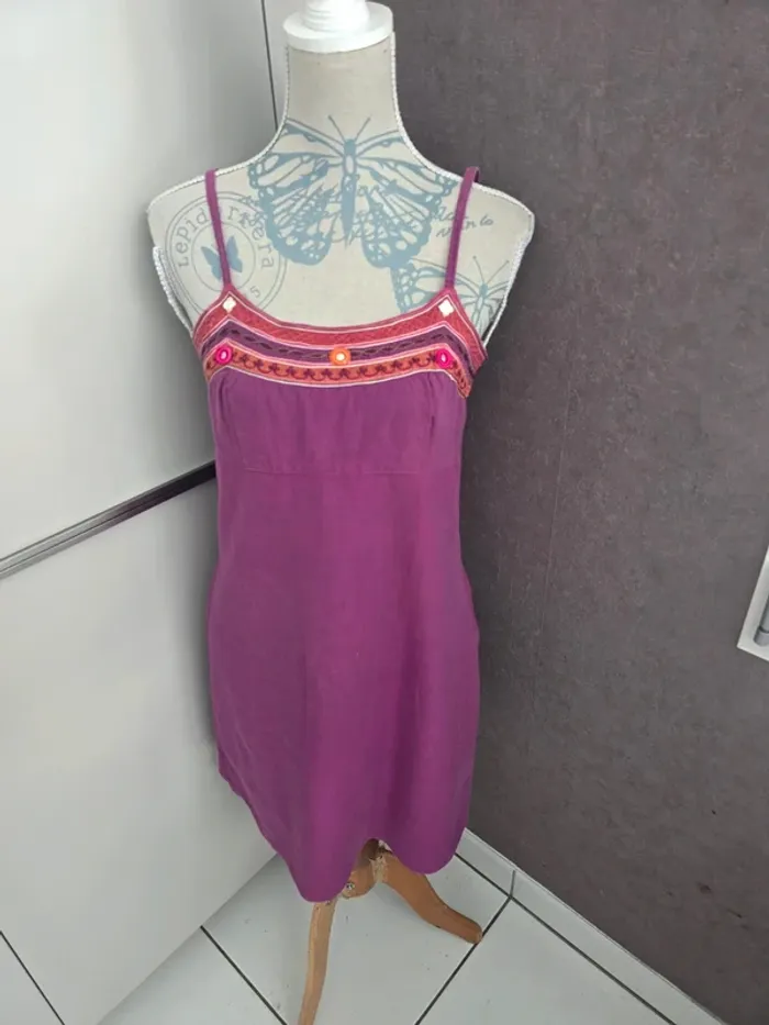 Robe taille 40 excellent état
