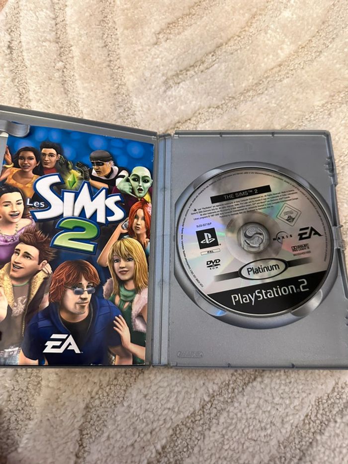Sims 2 ps2 - photo numéro 2