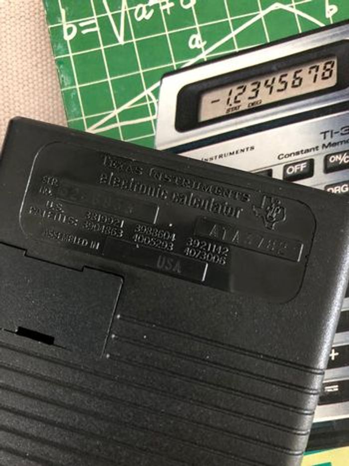 Calculatrice vintage TI-35 - photo numéro 6
