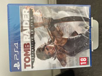 Tomb Raider Definitive Edition PS4