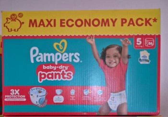 1 Carton de couches Pampers pants