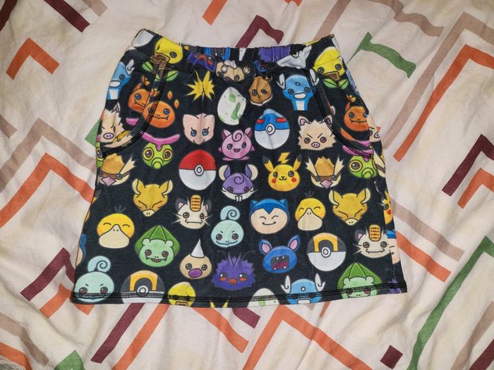Jupe motif Pokémon 6-8 ans