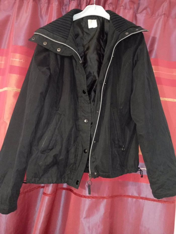 Veste noire femme taille 40 marque camaïeu très bon état