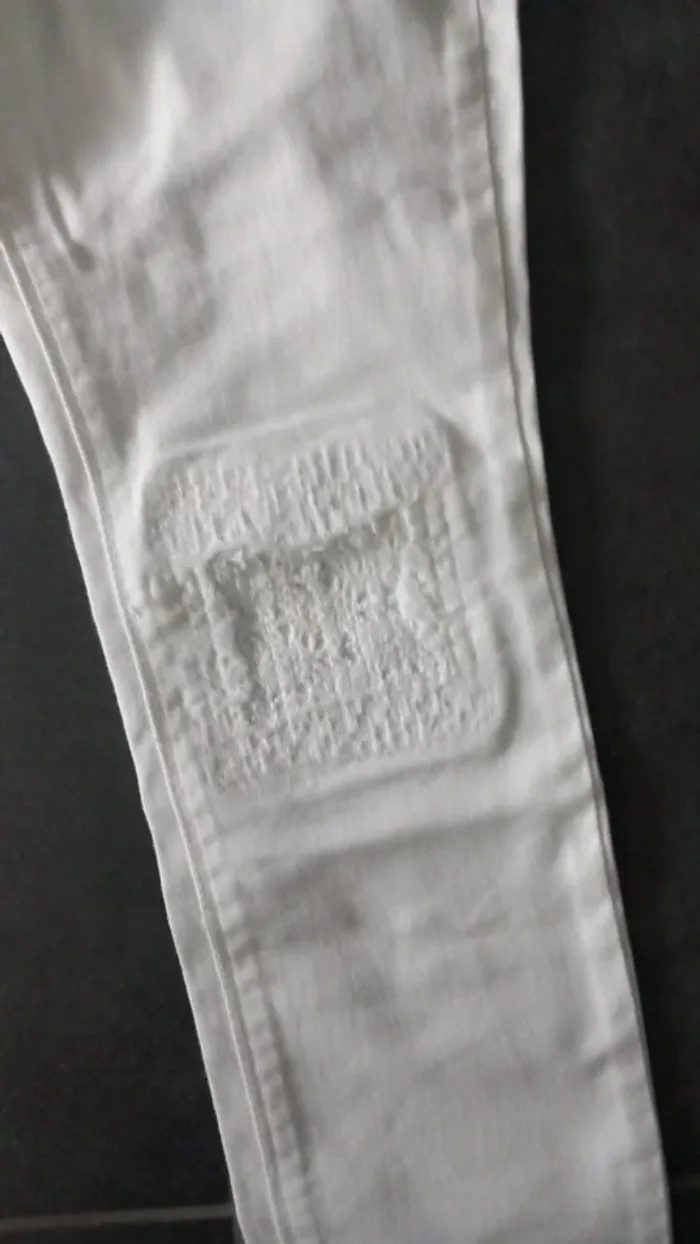 Très beau jeans C&A - photo numéro 2